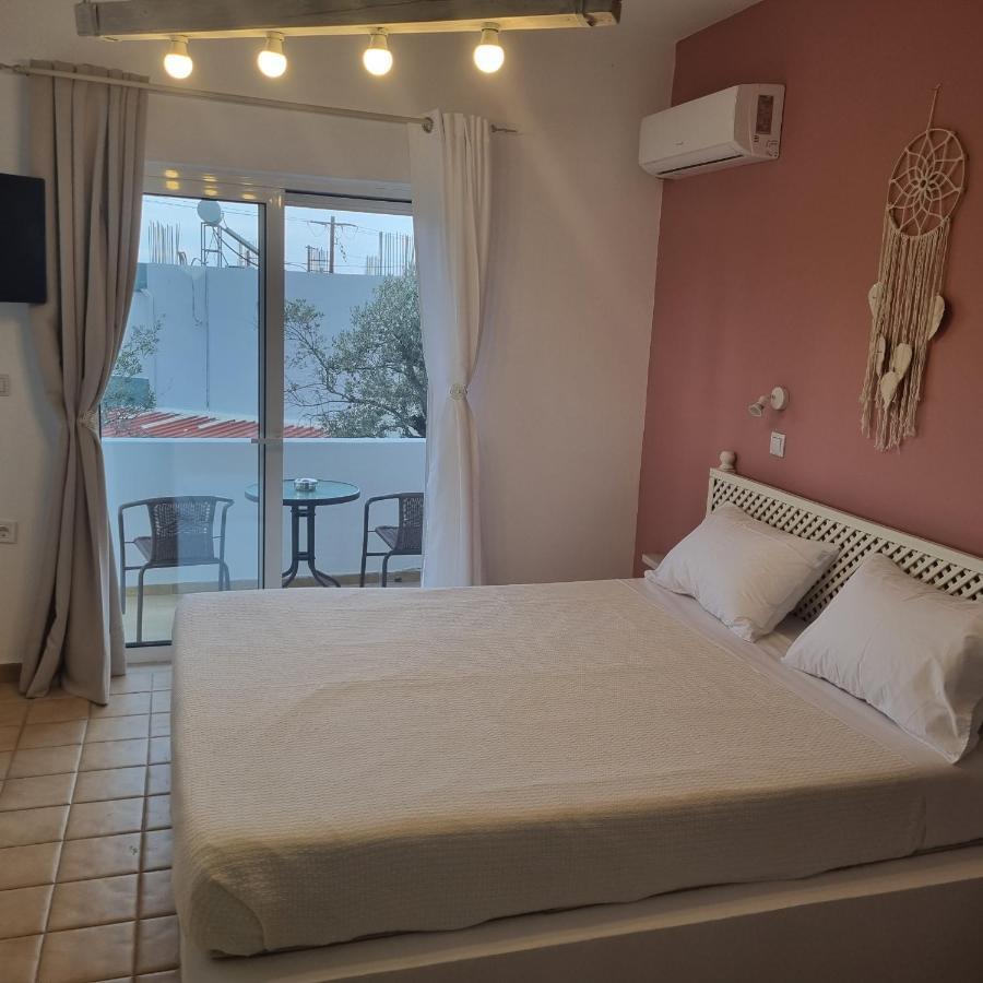 Arocaria - Faliraki Peaceful Apartments ภายนอก รูปภาพ