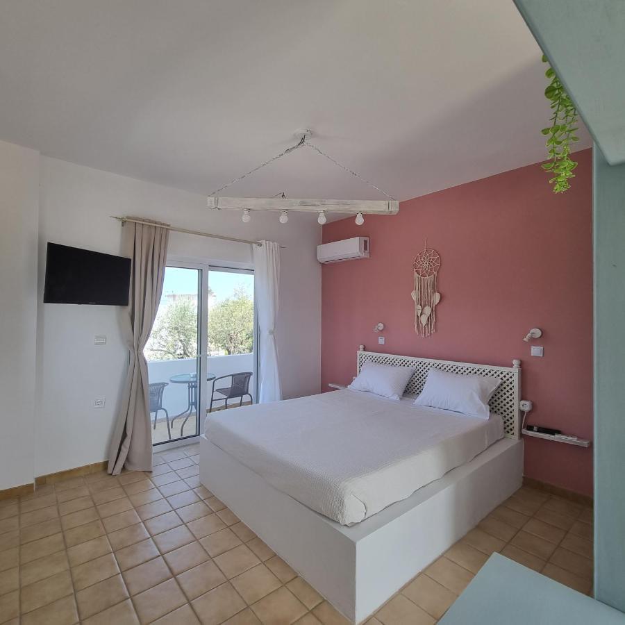 Arocaria - Faliraki Peaceful Apartments ภายนอก รูปภาพ