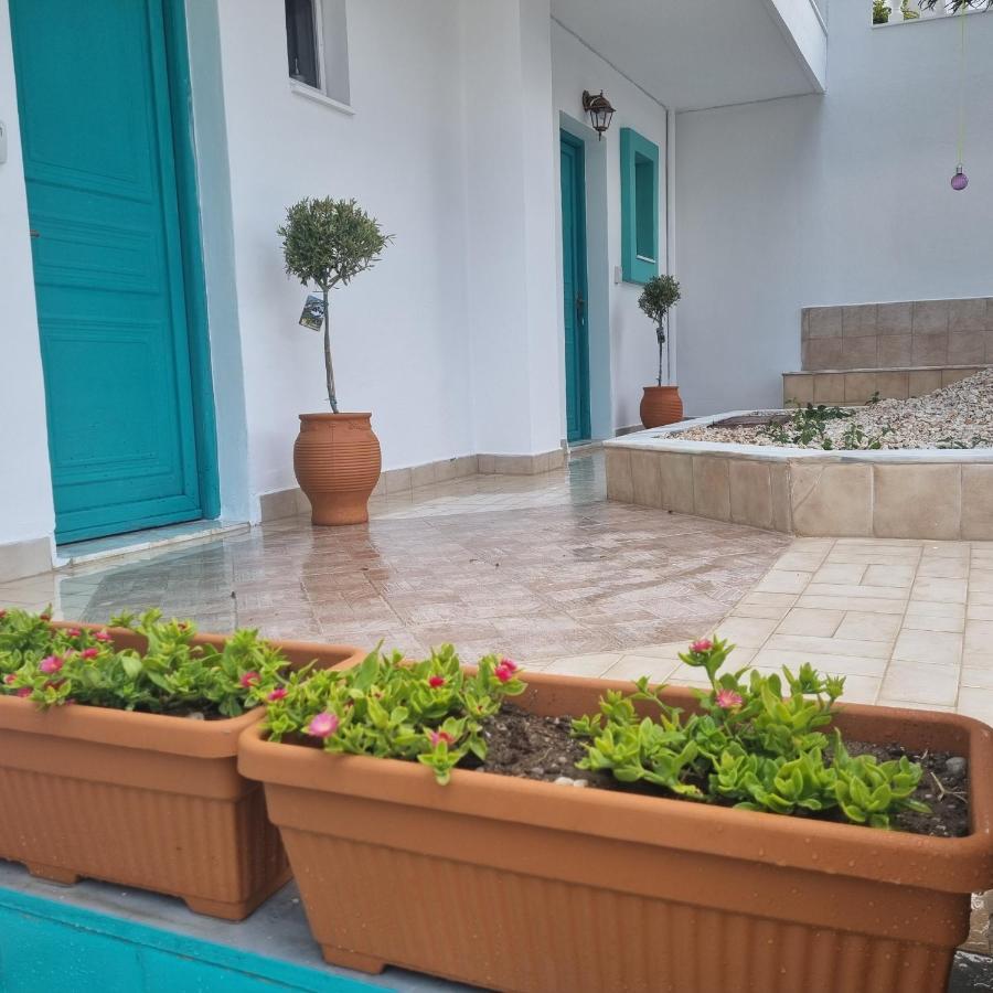 Arocaria - Faliraki Peaceful Apartments ภายนอก รูปภาพ